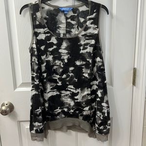 Simply Vera Vera Wang asymmetrical tank